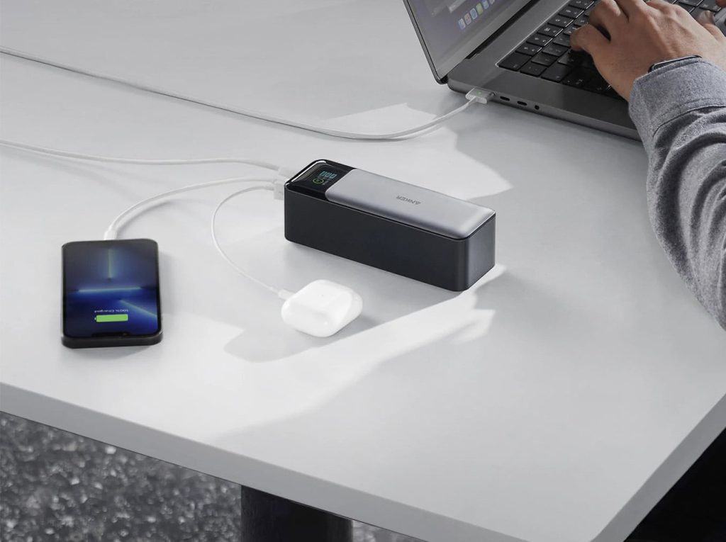 راهنمای کامل خرید اکسسوری آیفون: لذت کار با گوشی اپل!