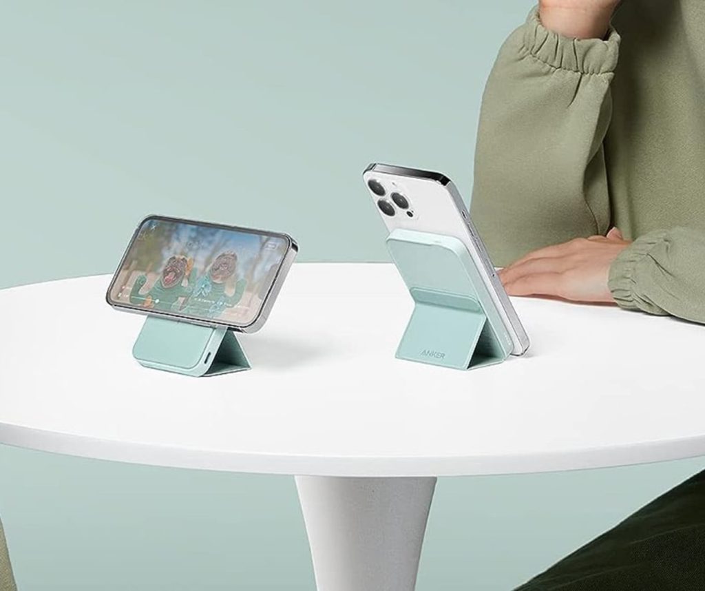 راهنمای کامل خرید اکسسوری آیفون: لذت کار با گوشی اپل!